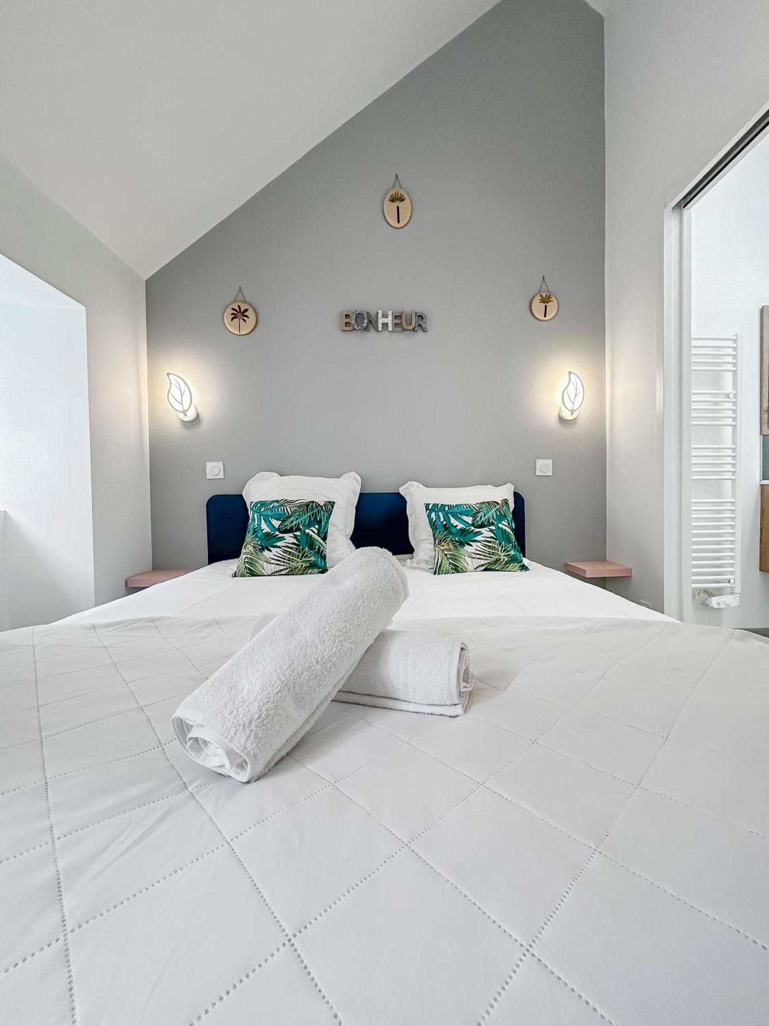 Ferienwohnung L'Atypique Hyper Centre Wifi Et Netflix Gratuit Mayenne Exterior foto
