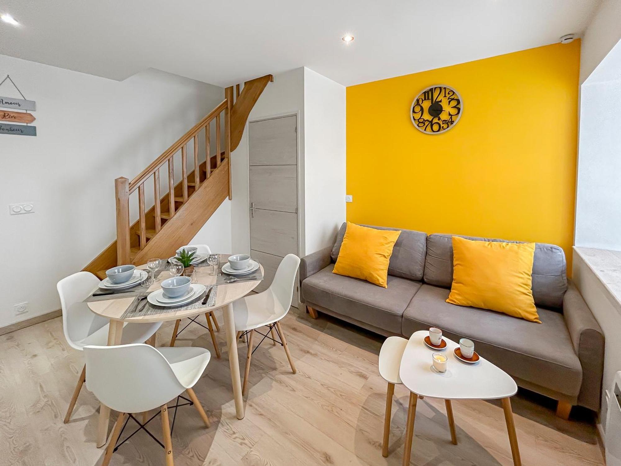 Ferienwohnung L'Atypique Hyper Centre Wifi Et Netflix Gratuit Mayenne Exterior foto